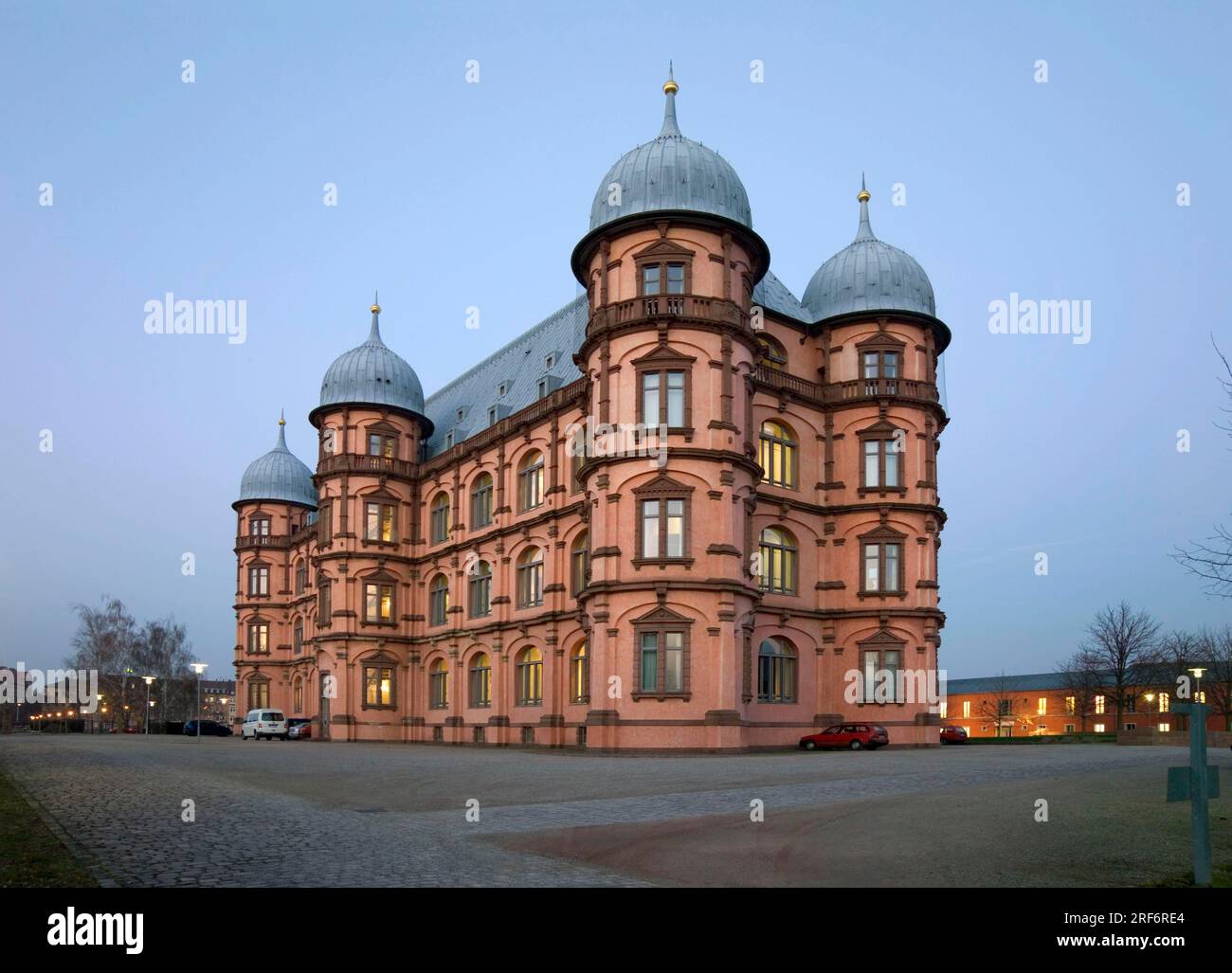 Castello di Gottesaue, sede dell'Accademia di Musica, Karlsruhe, Baden-Wuerttemberg, Germania Foto Stock