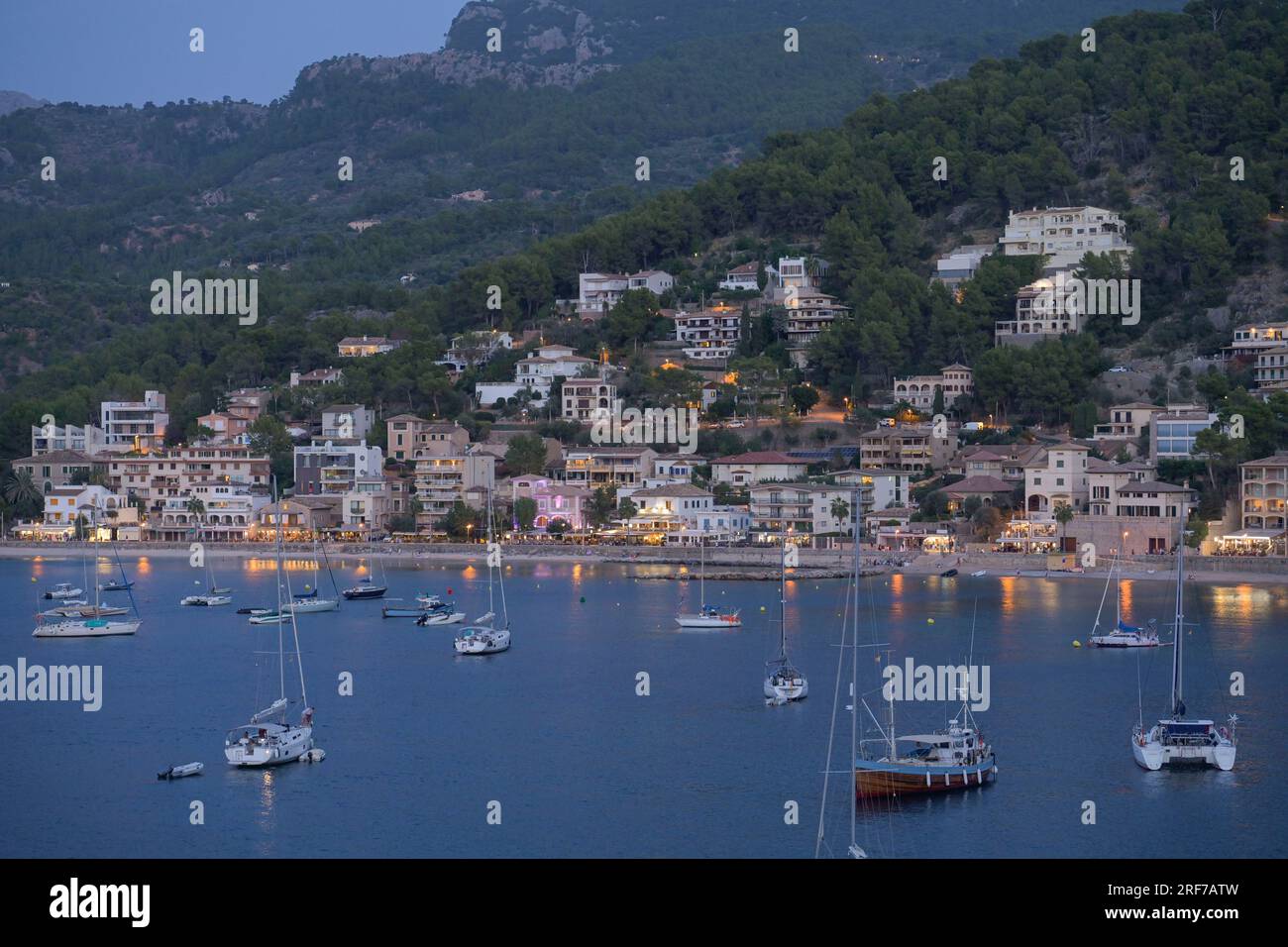 Boote, Yachten, Bucht von Port de Soller, Mallorca, Spanien Foto Stock