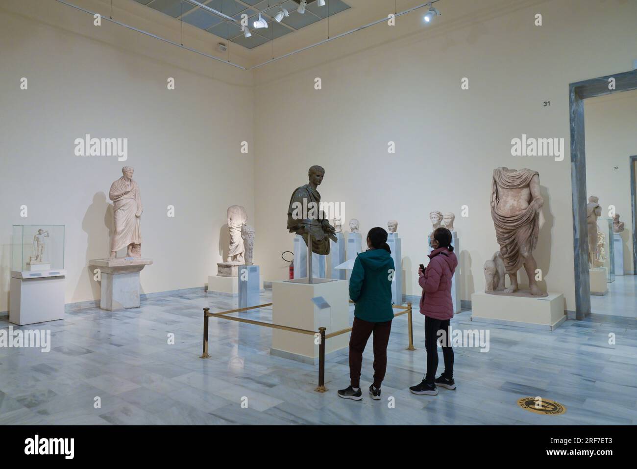 Bronzestatue des Kaisers Augustus, Archäologisches Nationalmuseum, Athen, Griechenland Foto Stock