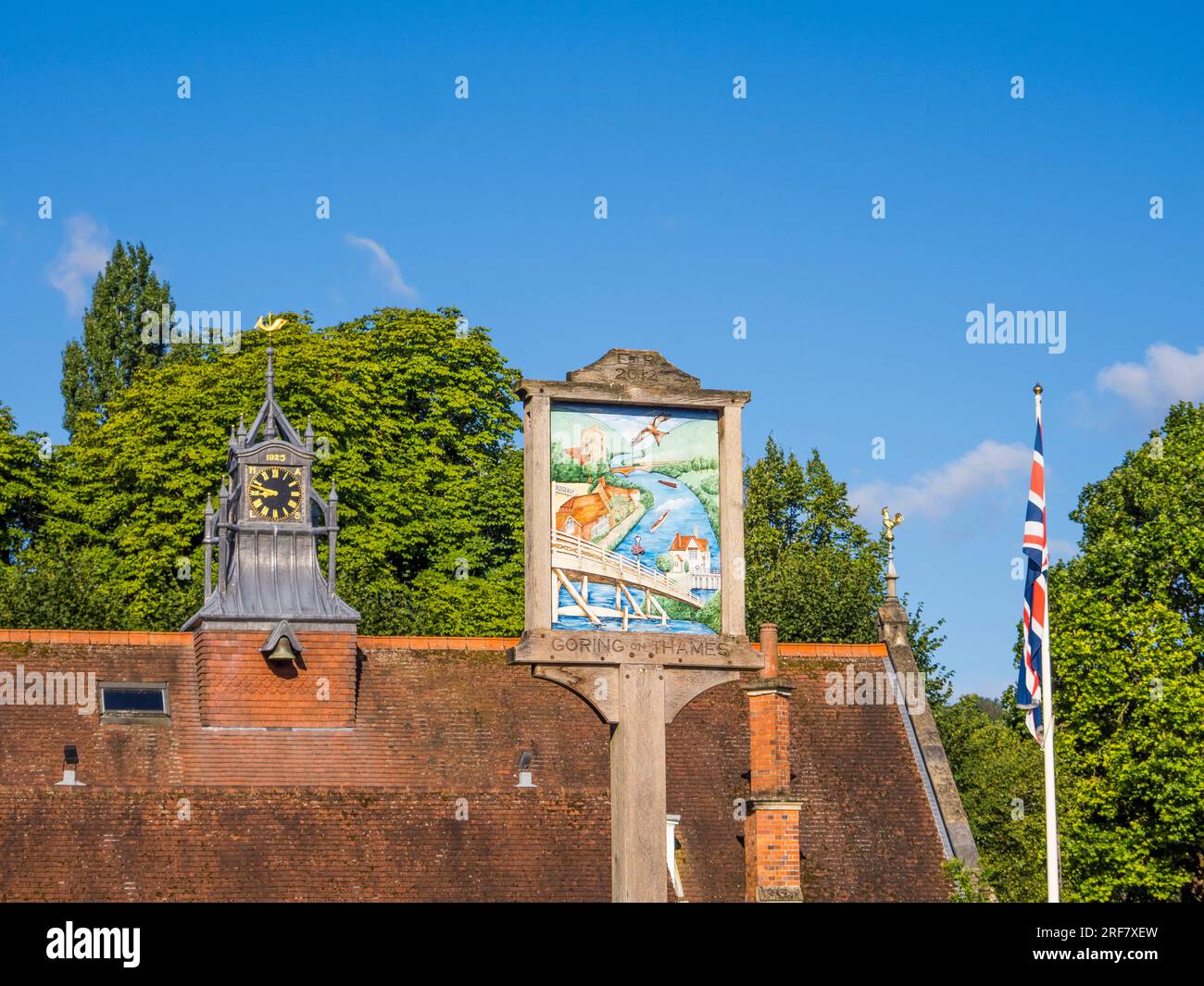 Goring-on-Thames, Village Sign, Oxfordshire, Inghilterra, Regno Unito, GB. Foto Stock