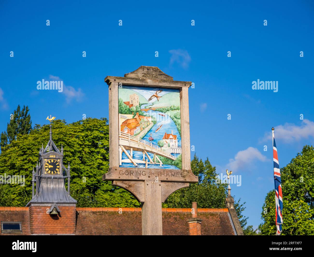 Goring-on-Thames, Village Sign, Oxfordshire, Inghilterra, Regno Unito, GB. Foto Stock