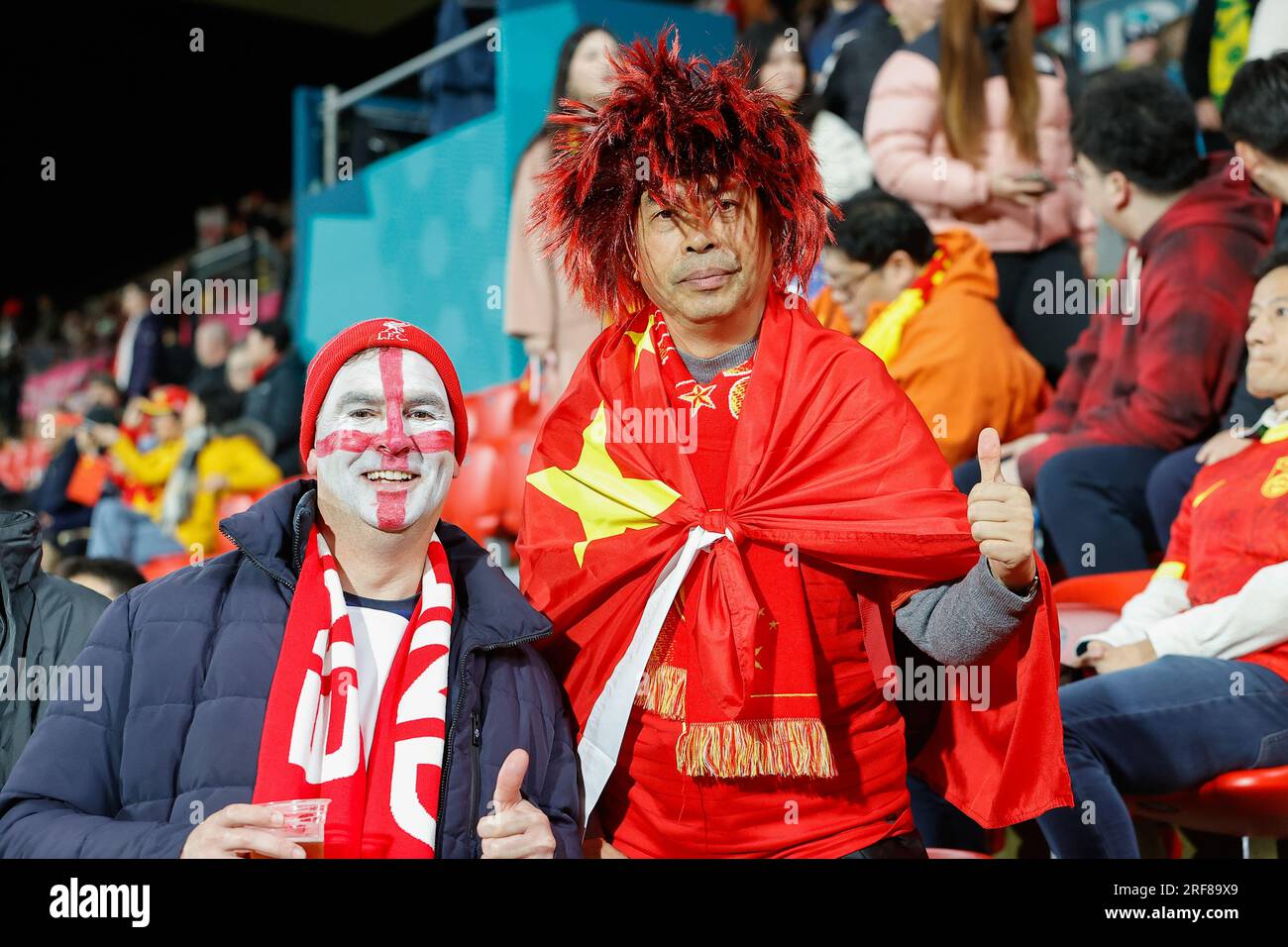 Adelaide/Tarntanya, Australia, 1 agosto 2023, Coppa del mondo femminile FIFA (gruppo D - partita n. 39) Inghilterra vs Cina, Unity è una parte importante della Coppa del mondo femminile FIFA 2023 per entrambe le squadre e i loro fan credito: Mark Willoughby/Alamy Live News Foto Stock