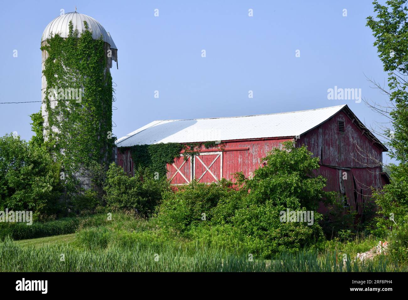 Edificio in legno con fienile Foto Stock