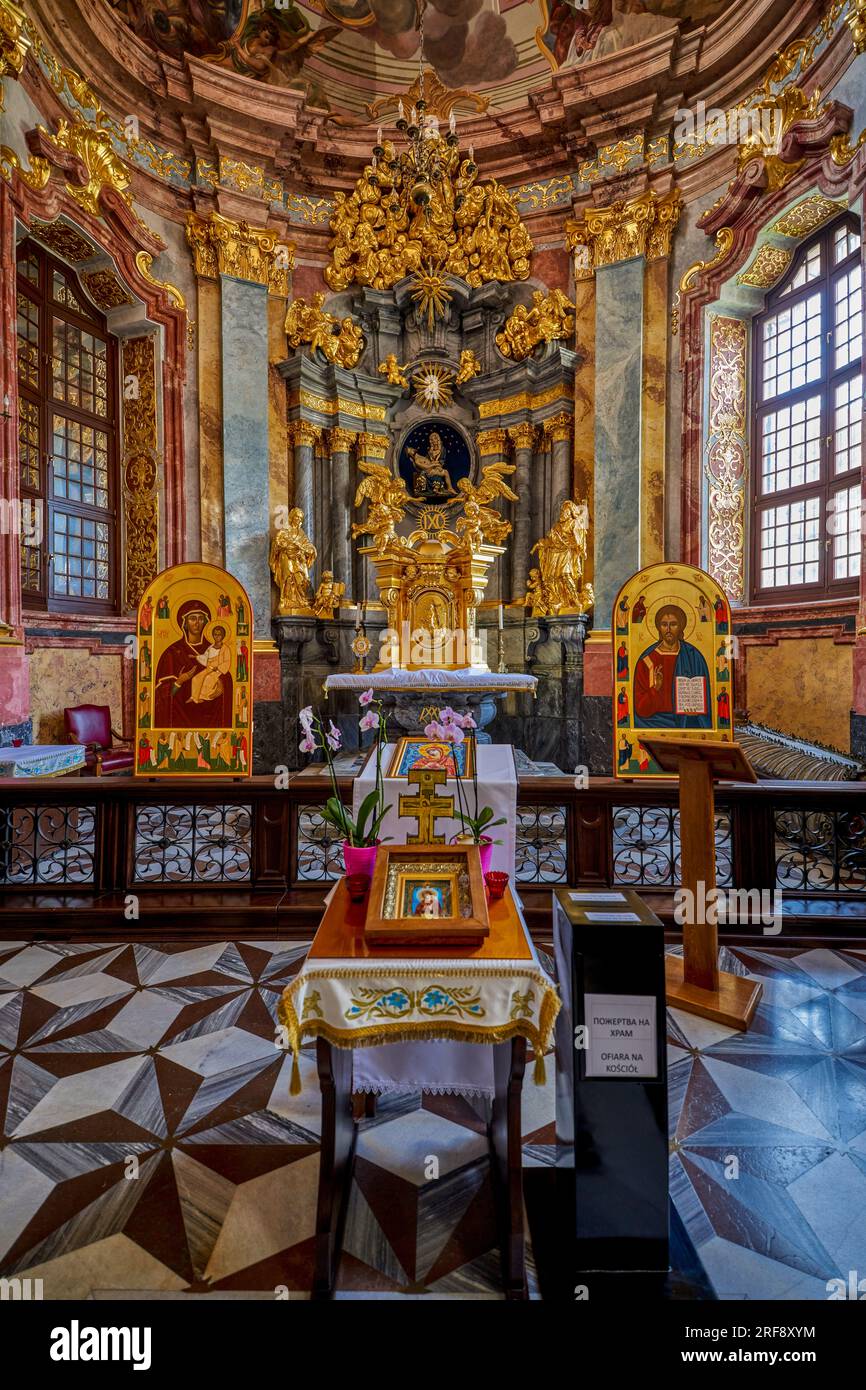 La cattedrale greco-cattolica di St. Vincent e St. James Wrocław cappella funeraria barocca della famiglia von Hochberg Foto Stock