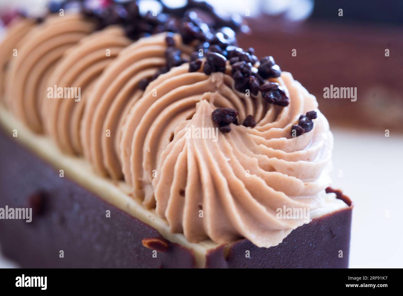 Torta con crema di caffè individuale, pasticceria francese Foto Stock