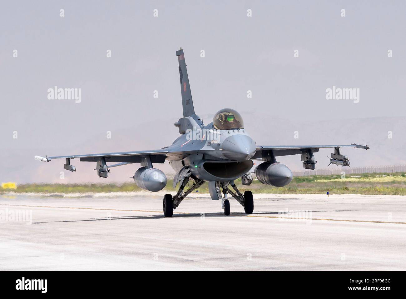 Konya, Turchia - 12.05.2023: Diversi F-16 della Turkish Air Force e diverse altre forze aeree alleate si riuniscono per un'esercitazione militare nota come Anatolian Foto Stock