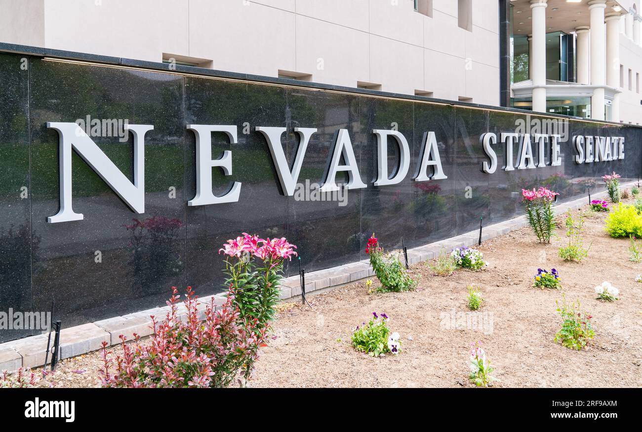 Cartello esterno all'ingresso dell'edificio del Senato dello Stato del Nevada a Carson City, Nevada Foto Stock