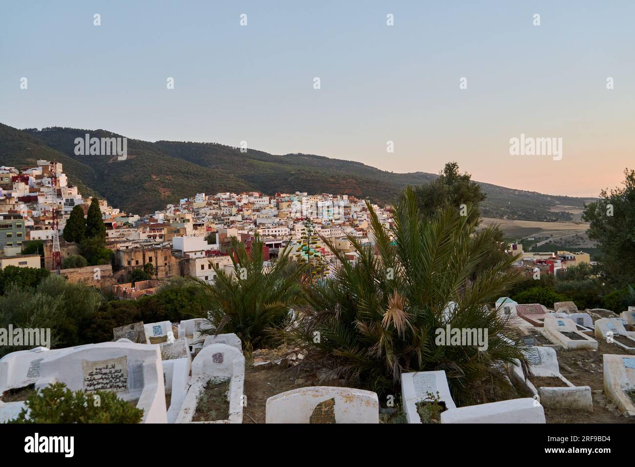 cimitero in una città del villaggio Foto Stock