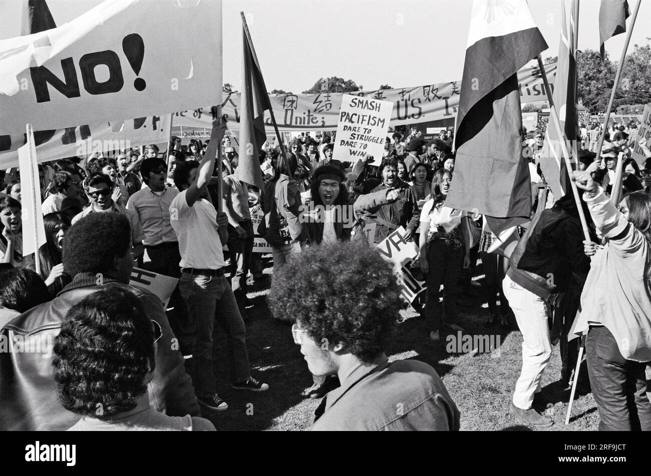 San Francisco, California: 1971 un raduno anti-guerra del Vietnam nel Golden Gate Park. Foto Stock