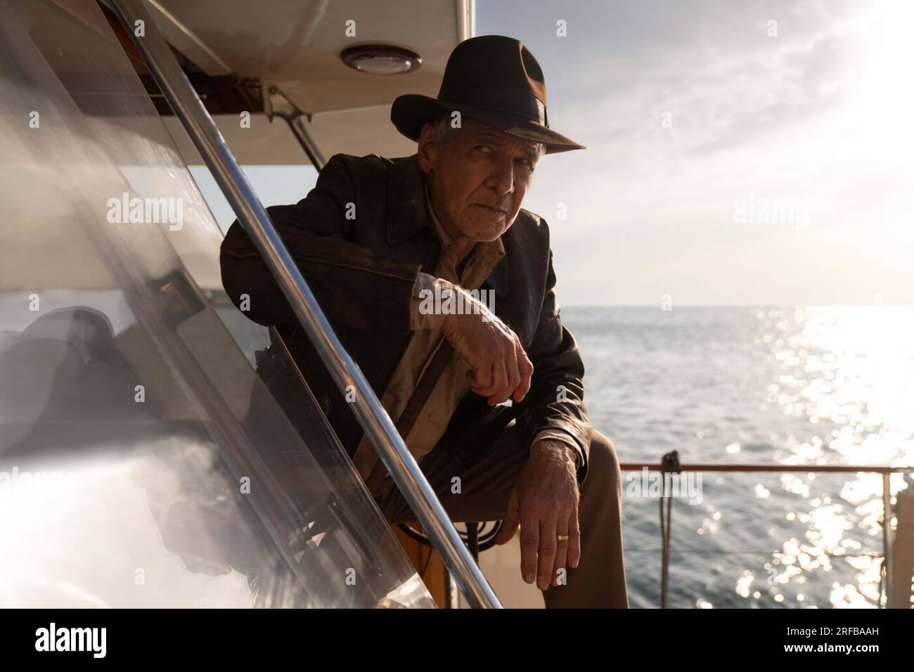 INDIANA JONES AND THE DIAL OF DESTINY (2023) HARRISON FORD JAMES MANGOLD (DIR) WALT DISNEY STUDIOS, COLLEZIONE DI FILM E FILM Foto Stock