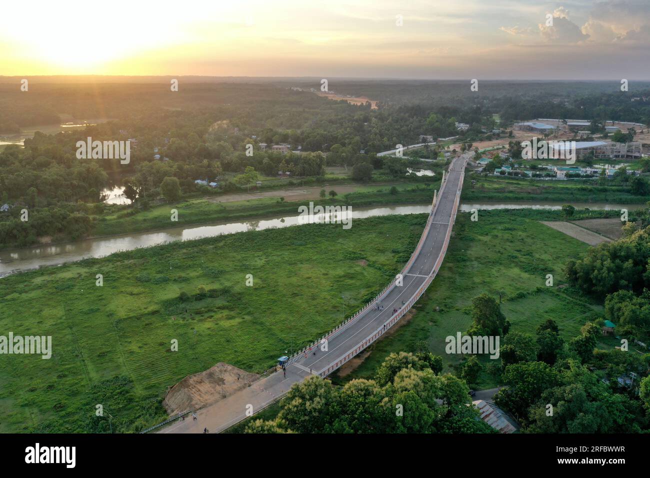 Khagrachhari, Bangladesh - 24 luglio 2023: Bangladesh- India Friendship Bridge che collega Ramgarh- Saboom Land port costruito dal governo indiano al Foto Stock