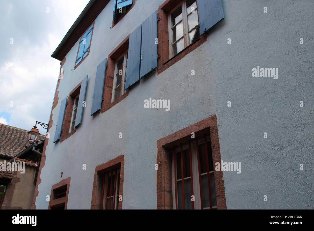 vecchia casa a riquewihr in alsazia (francia) Foto Stock