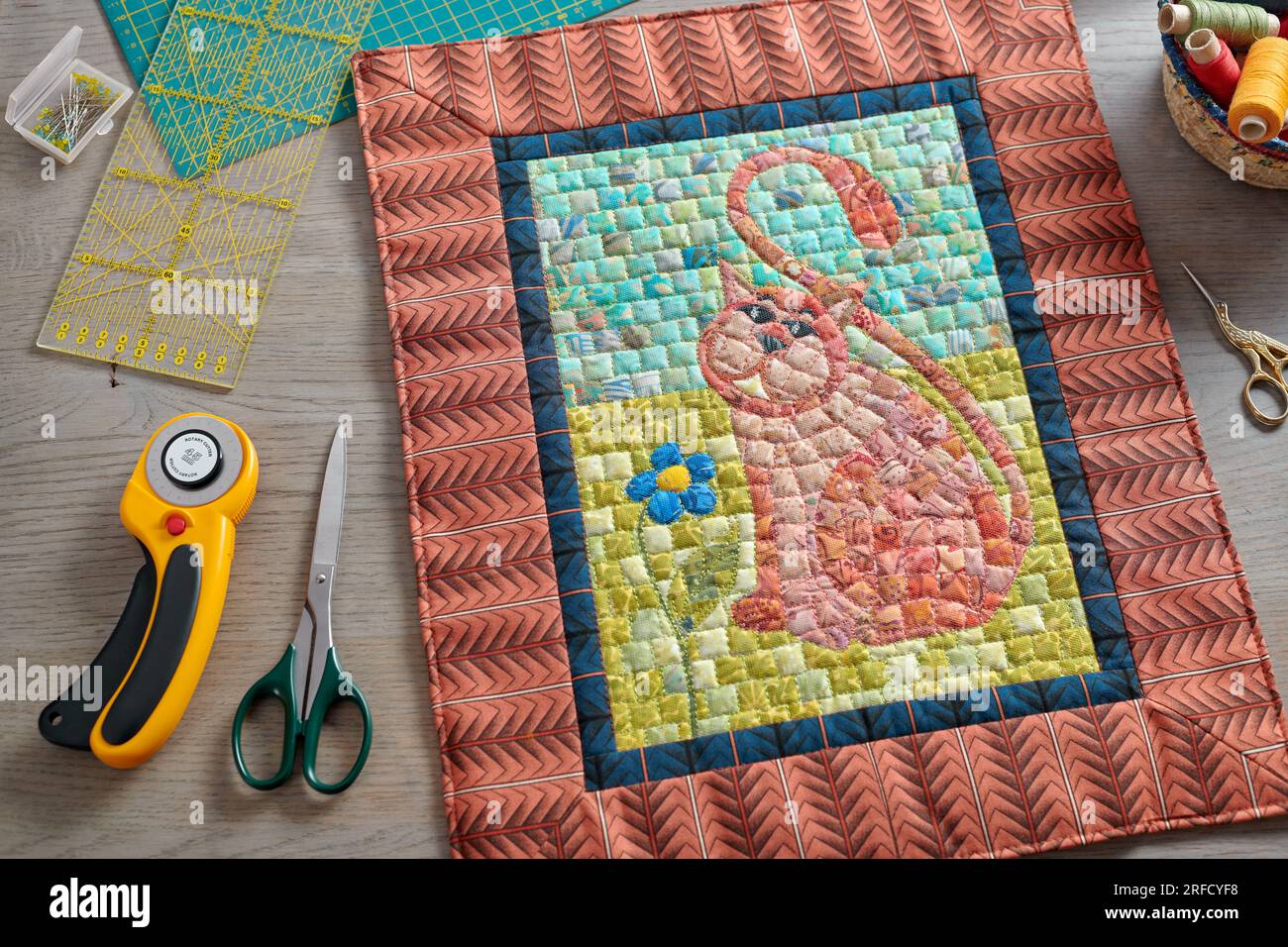 Mini trapunta a mosaico, accessori per cucito e trapuntatura Foto Stock