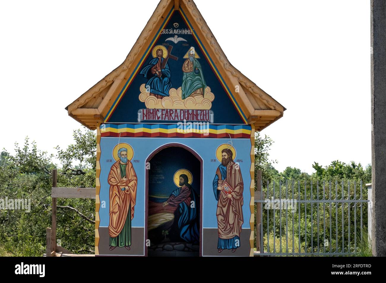 Un santuario cristiano ortodosso nella contea di Arges, Transylvannia, Romania Foto Stock