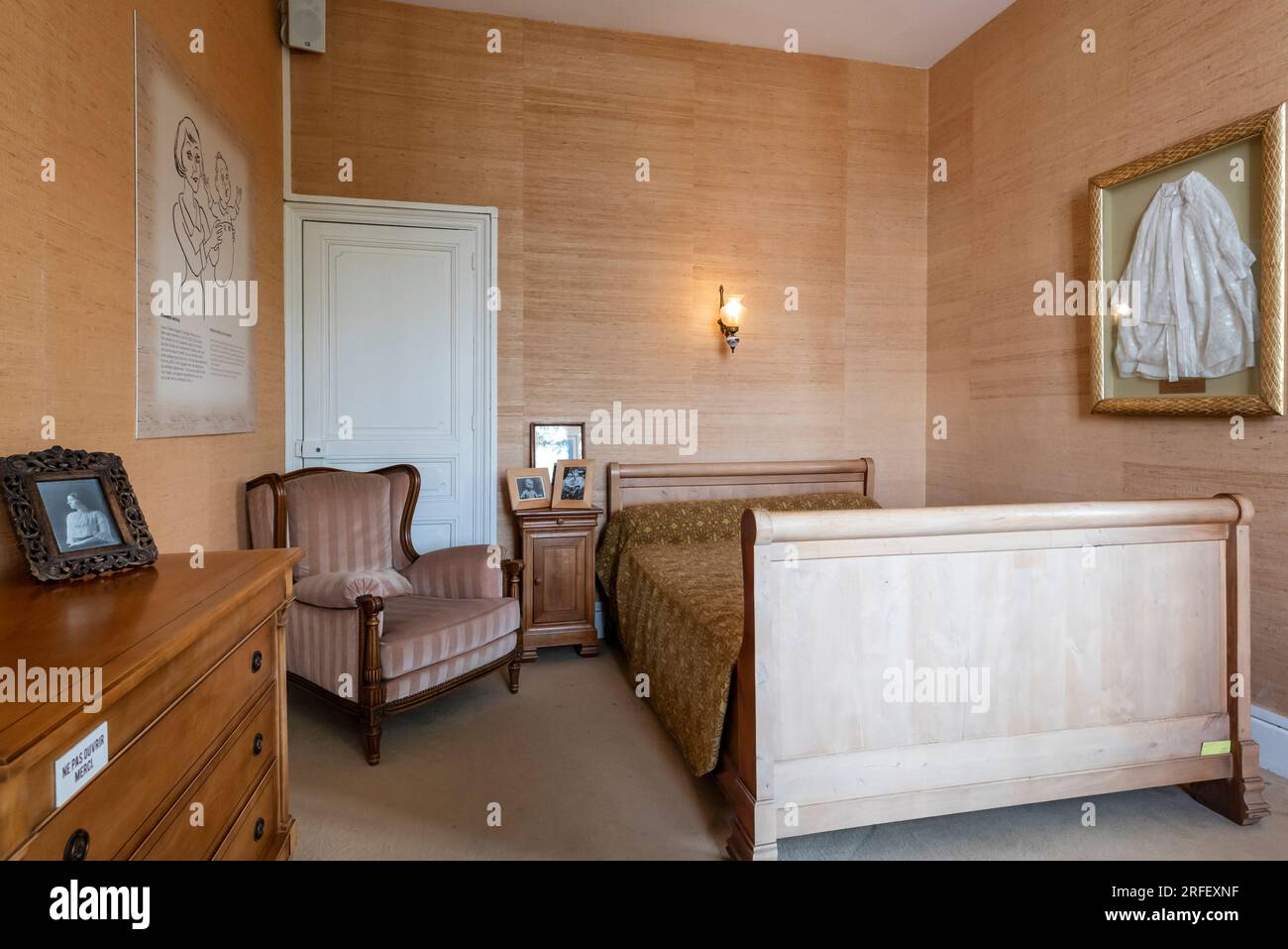 Francia, Aude, Narbonne, Charles Trenet House, camera da letto Foto Stock
