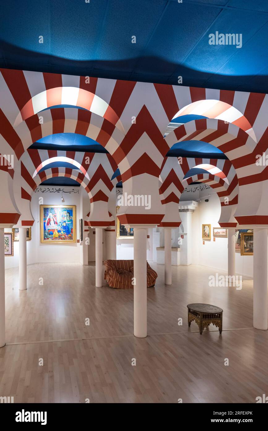 Francia, Aude, Narbona, Palazzo Arcivescovile che ospita il museo di arte e storia e il museo archeologico, collezione di dipinti orientalisti Foto Stock