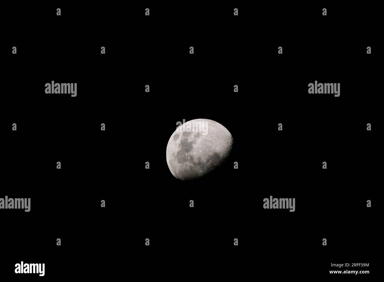 India, Baia del Bengala, Delta del Gange, Sunderbans, la luna cerata Foto Stock