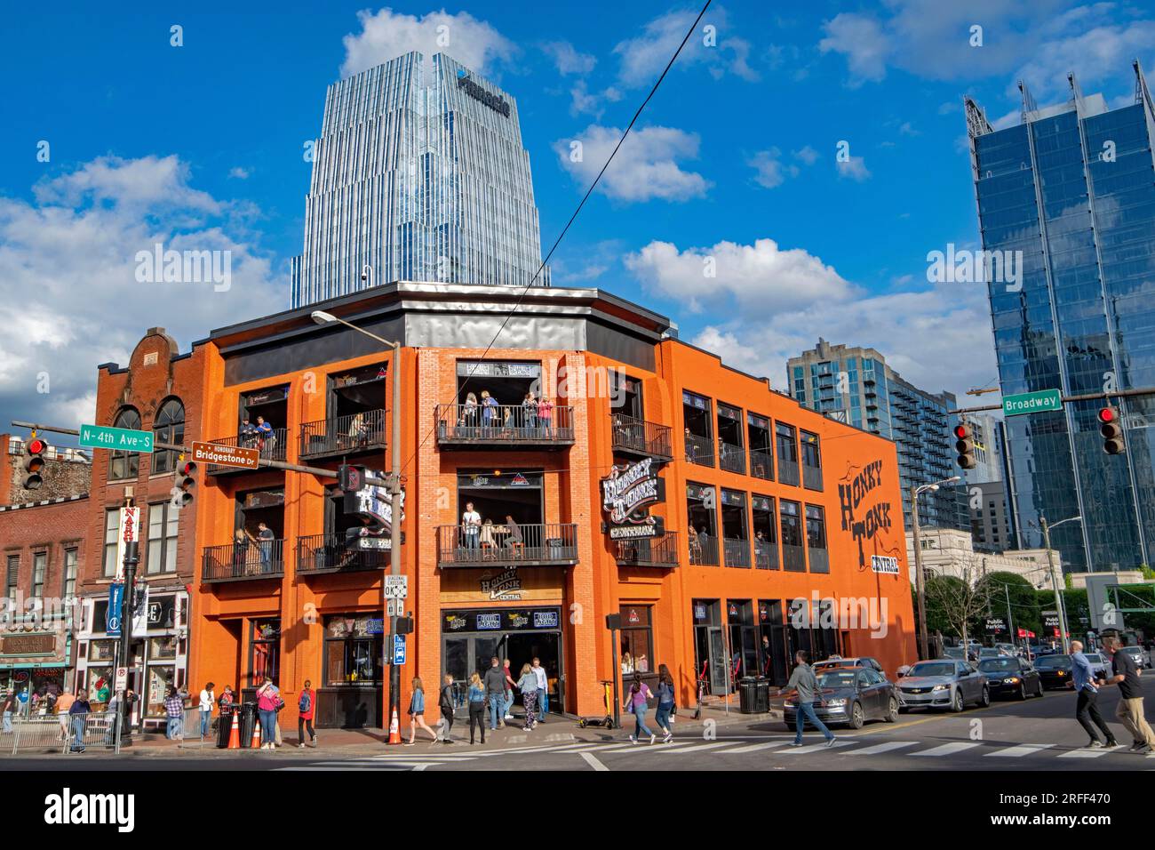 Stati Uniti, Tennessee, Nashville, il distretto distrettuale, il mitico Honky Tonk Central Foto Stock