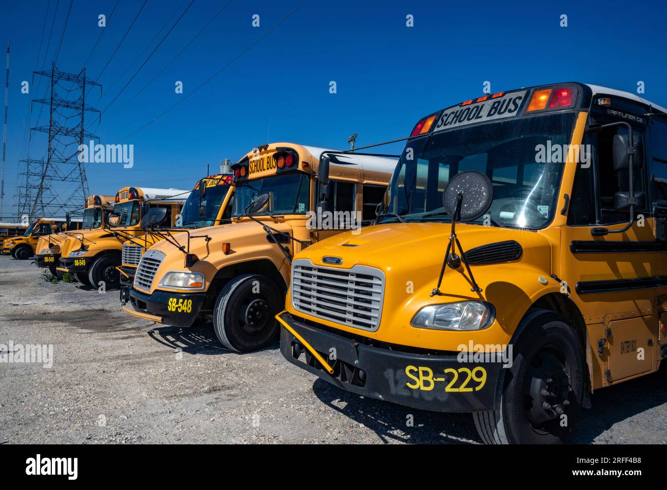 Stati Uniti, Louisiana, New Orleans, deposito scuolabus Foto Stock