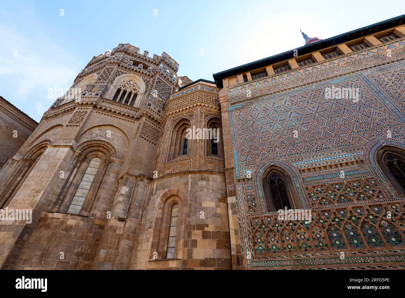 Vista della parte Mudejar della basilica della Cattedrale di nostra Signora del pilastro (Catedral-Basílica de Nuestra Señora del Pilar), Saragozza, Spagna. Foto Stock