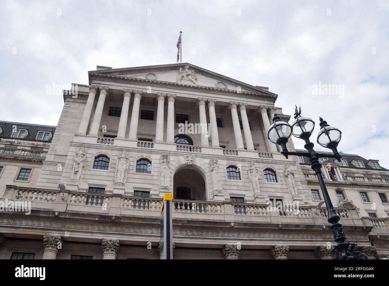 Londra, Regno Unito. 3 agosto 2023. Visione generale della Banca d'Inghilterra come i tassi di interesse sono aumentati per la quattordicesima volta consecutiva. (Immagine di credito: © Vuk Valcic/SOPA Images via ZUMA Press Wire) SOLO PER USO EDITORIALE! Non per USO commerciale! Foto Stock