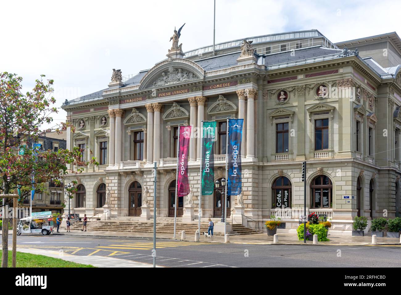 Grand Théâtre de Genève (teatro delle arti dello spettacolo), Place de Neuve, Vieille-Ville, Ginevra (Genève) Cantone di Ginevra, Svizzera Foto Stock