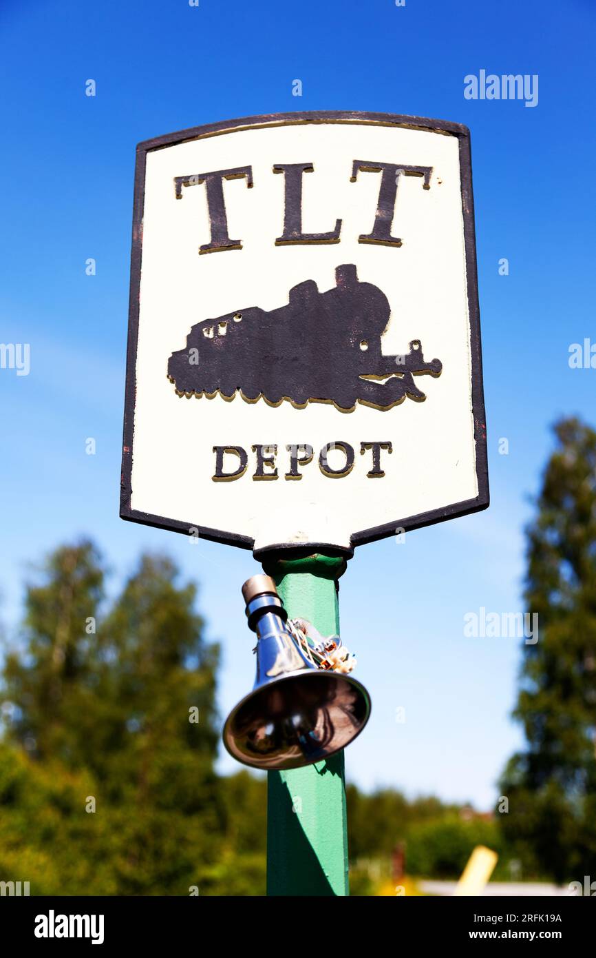 Vecchio cartello ferroviario con il testo Depot TLT Foto Stock