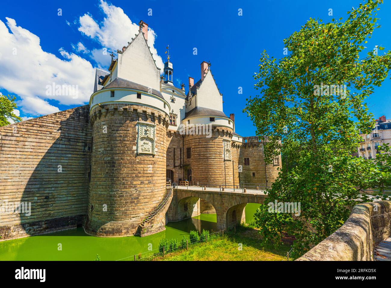Vista dell'ingresso al Castello dei Duchi di Bretagna a Nantes in Francia Foto Stock