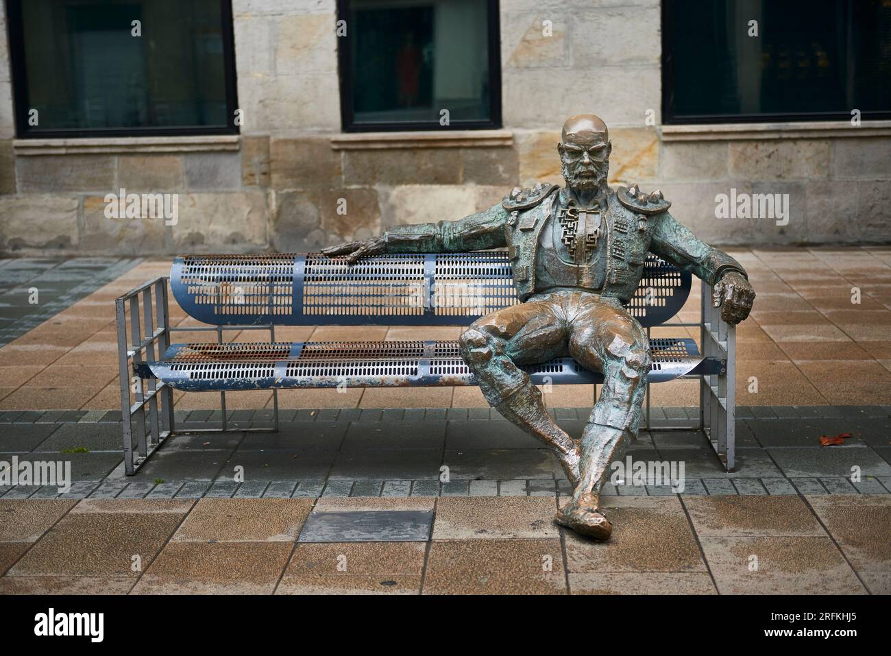 Scultura ''The Bullfighter'' di Casto Solano, Vitoria-Gasteiz, Álava, Paesi Baschi, Euskadi, Euskal Herria, Spagna. Foto Stock