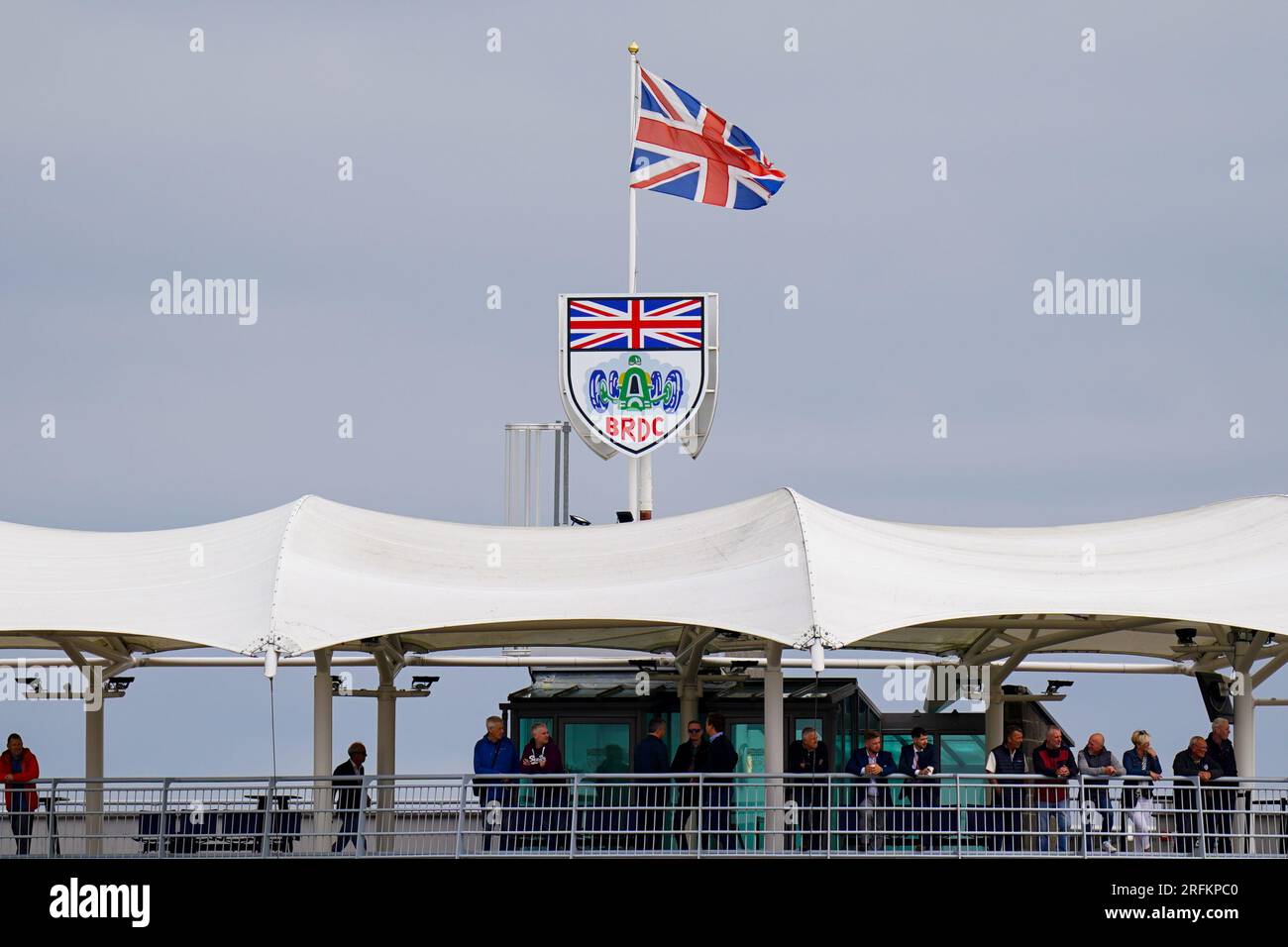 Silverstone, Regno Unito. 4 agosto 2023. BRDC Building durante il Monster Energy British Grand Prix MotoGP al circuito di Silverstone, Silverstone, Regno Unito il 4 agosto 2023 Credit: Every Second Media/Alamy Live News Foto Stock