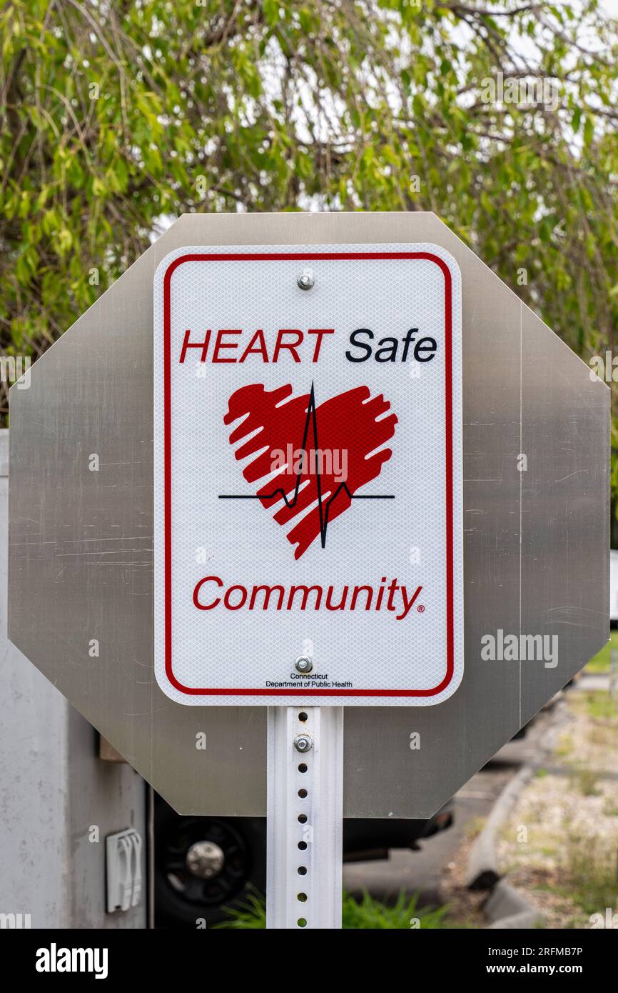 Portland, CT - 4 maggio 2023: Heart Safe Community è un'iniziativa per la salute pubblica con lo scopo di aiutare più persone a sopravvivere dopo un cardiaco improvviso Foto Stock