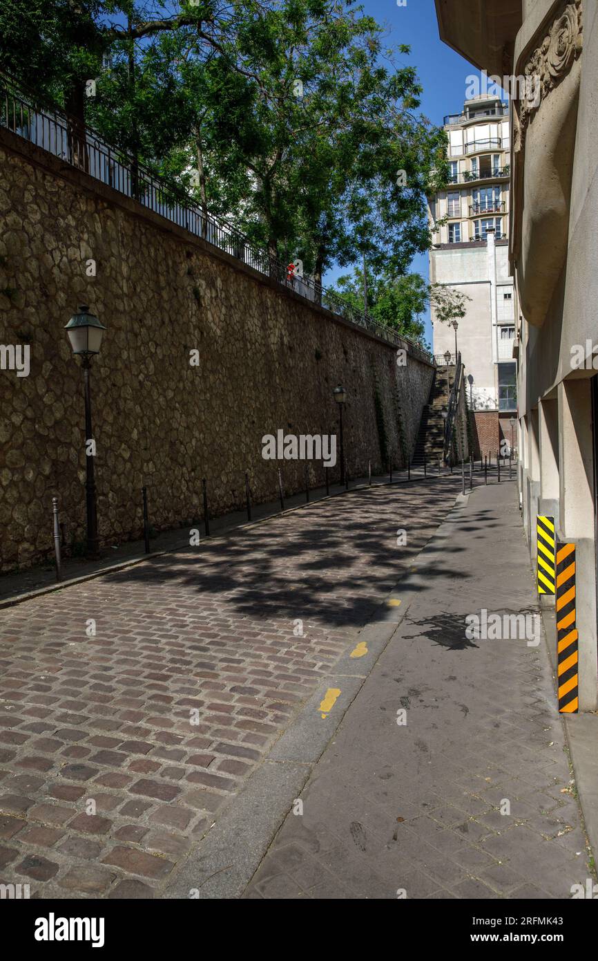 Francia, regione Ile-de-France, 16° arrondissement di Parigi, Rue Raynouard, edificio di Auguste Perret e Rue Berton Foto Stock