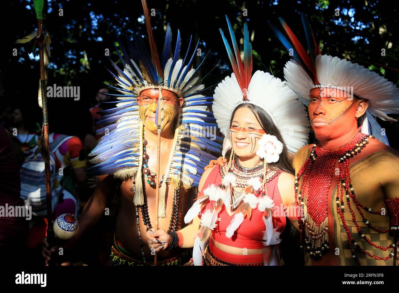 porto seguro, bahia, brasile - 1 agosto 2023: Gli indiani Etina Pataxo sono stati visti durante il festival Aragwaka nel villaggio Jaqueira nella città di Porto Segu Foto Stock