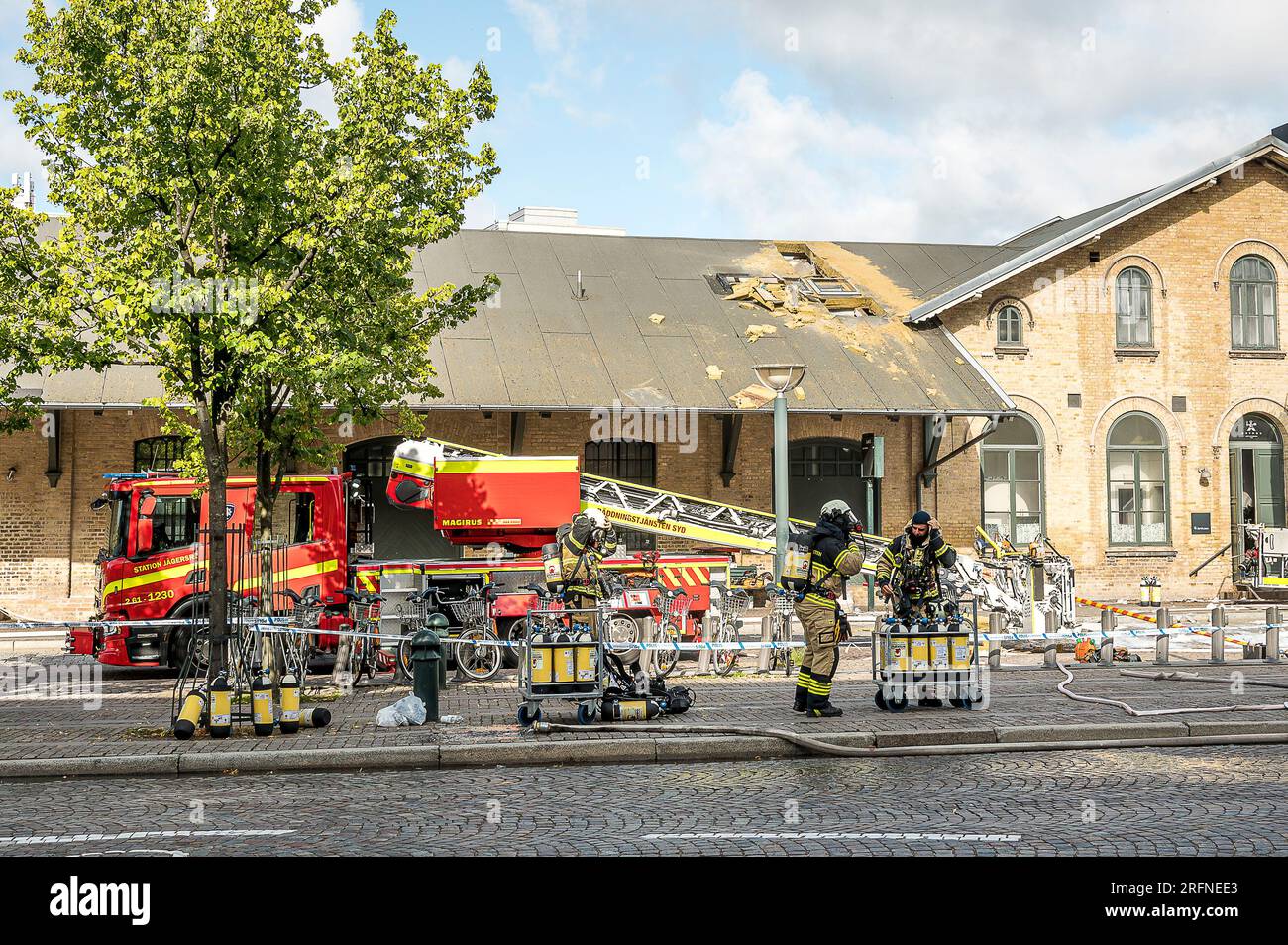 Lund, Svezia, 4 agosto 2023, attacco di fuoco in un bar della stazione ferroviaria di Lund Credit: Stig Alenäs/Alamy Live News Foto Stock