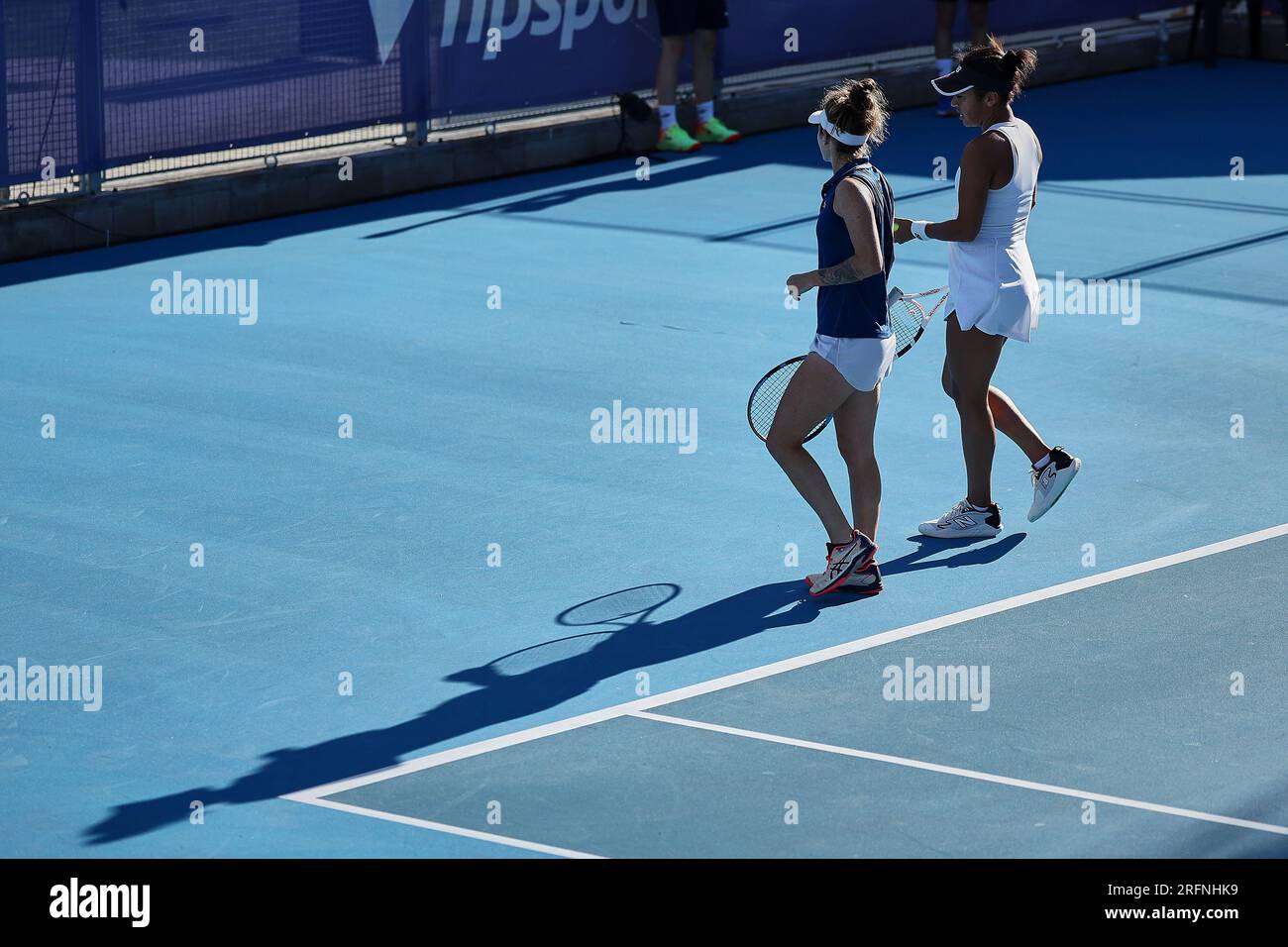 Praga, Praha, Repubblica Ceca. 3 agosto 2023. ANDREA GAMIZ (VEN), HEATHER WATSON (GBR) in azione durante il LIVESPORT PRAGUE OPEN - Womens Tennis - WTA250 (Credit Image: © Mathias Schulz/ZUMA Press Wire) SOLO USO EDITORIALE! Non per USO commerciale! Crediti: ZUMA Press, Inc./Alamy Live News Foto Stock