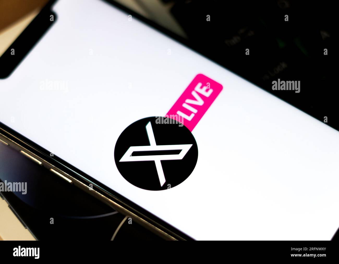 X funzionalità Twitter Live Video annunciando Elon Musk Foto Stock