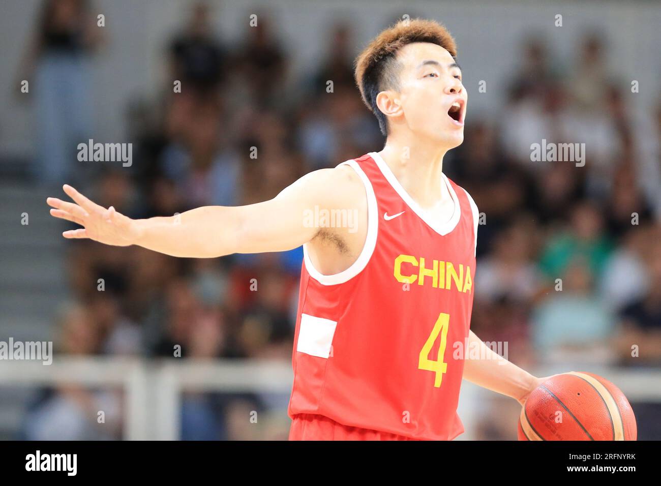 4 agosto 2023; BLM Group Arena, Trento, Trentino, Italia: Trentino Basket Cup Capo Verde contro Cina; Zhao Jiwei (CHN) credito: Action Plus Sports Images/Alamy Live News Foto Stock