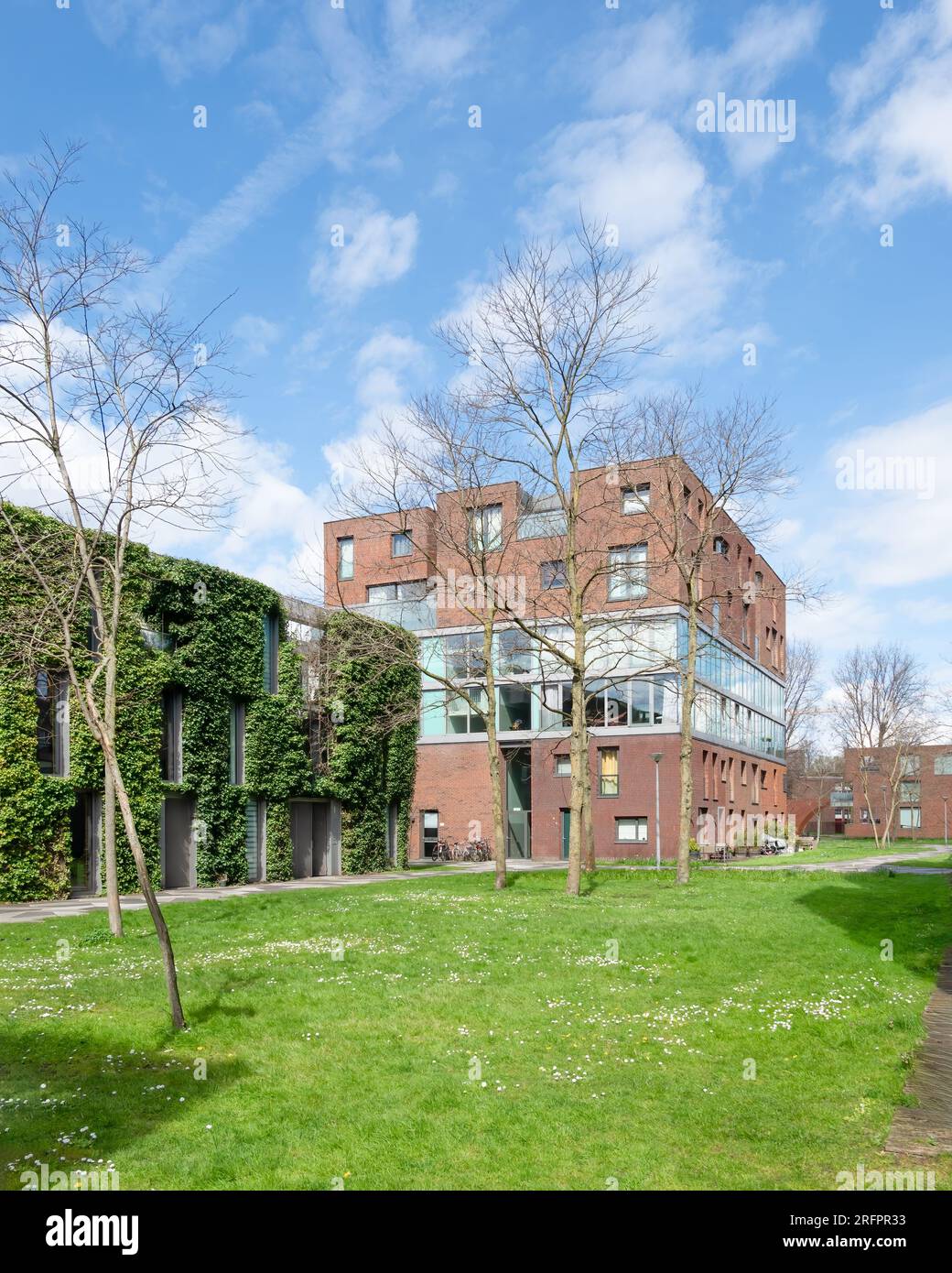 Amsterdam, Paesi Bassi - Amsterdam, Paesi Bassi - Urban Villa Myriad Housing at Funen Park by Mecanoo Foto Stock