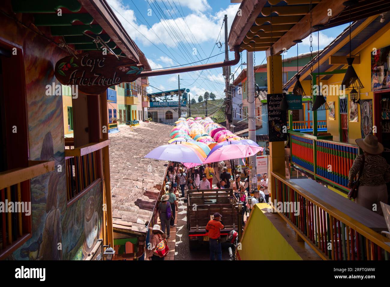 COLOMBI A MEDELLIN 05-08-2023,Guatapé es un municipio de Colombia, localizado en la subregión Oriente del departamento de Ant Foto Stock