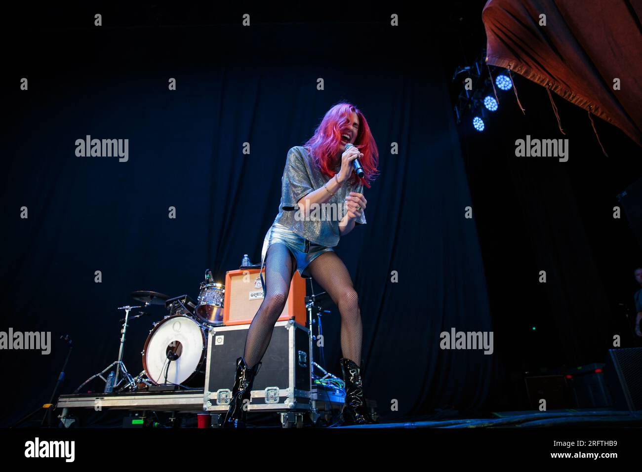 Toronto, Canada. 4 agosto 2023. Phantogram si esibisce al Budweiser Stage, a sostegno del Queens of the Stone Age 'The End Is Nero' Tour Credit: Bobby Singh/Alamy Live News Foto Stock