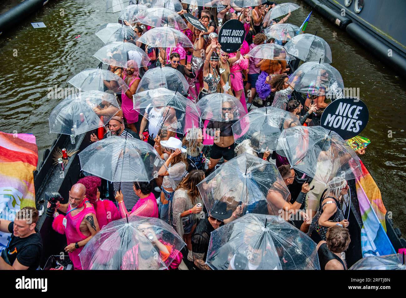200 ombrelli immagini e fotografie stock ad alta risoluzione - Alamy