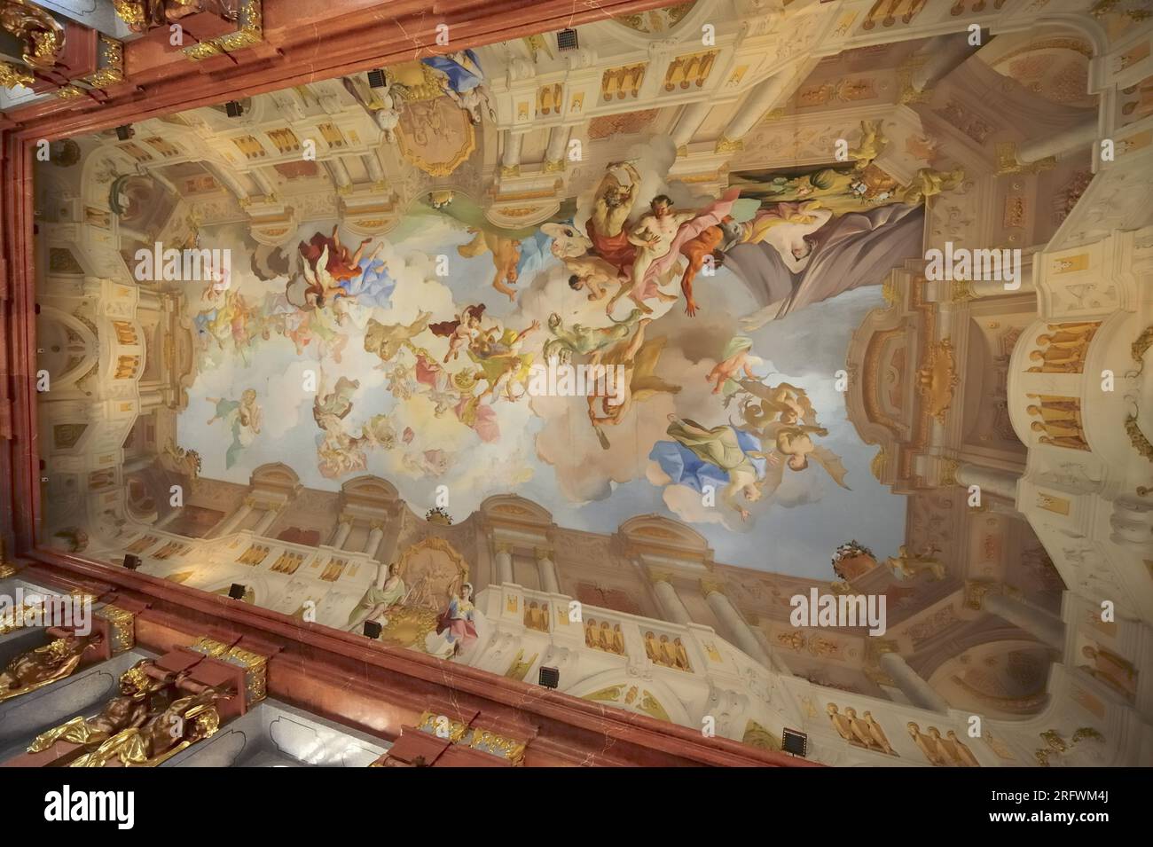 Melk, bassa Austria, Austria. 19 luglio 2014. Affresco sul soffitto di Paul Troger (1731) nella sala di marmo dell'Abbazia di Melk Foto Stock