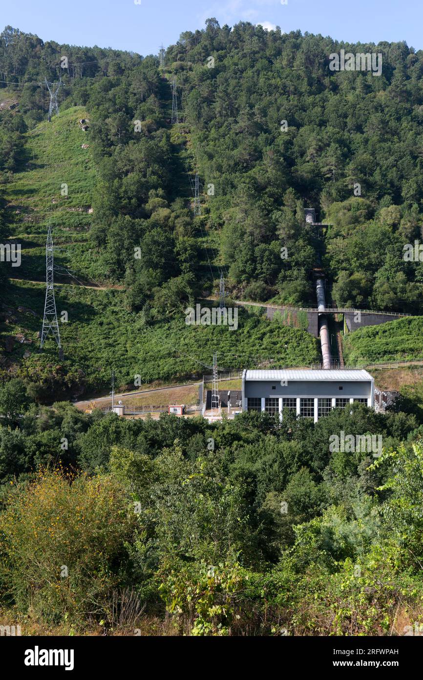 Centrale Hidroeléctrica Albarellos, centrale idroelettrica HEP, Boborás, provincia di Ourense, Galizia, Spagna Foto Stock