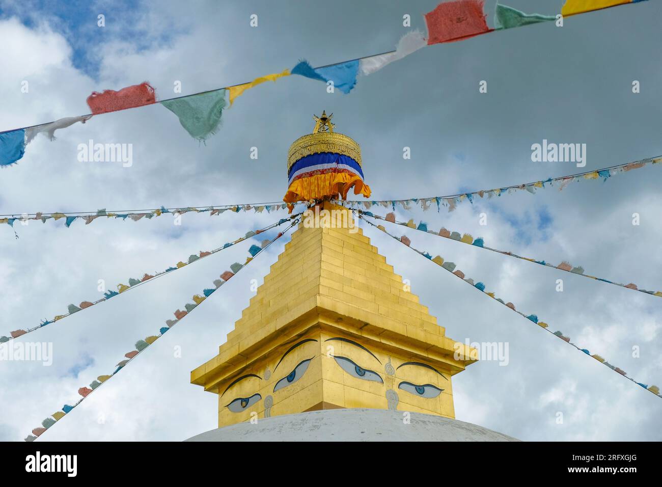 Erdenet, Mongolia - 18 luglio 2023: Stupa nel monastero Amarbayasgalant nella provincia di Selenge, Erdenet, Mongolia. Foto Stock