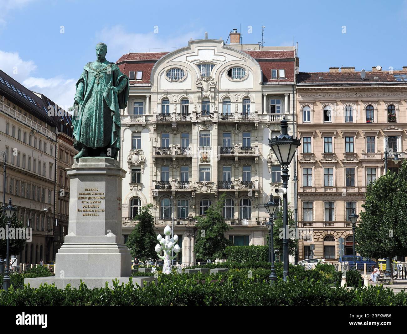 Statua di Giuseppe Arciduca d'Austria e Ungheria, József nádor tér, Piazza Giuseppe Palatino, 5. Distretto, Budapest, Ungheria, Magyarország, Europa Foto Stock