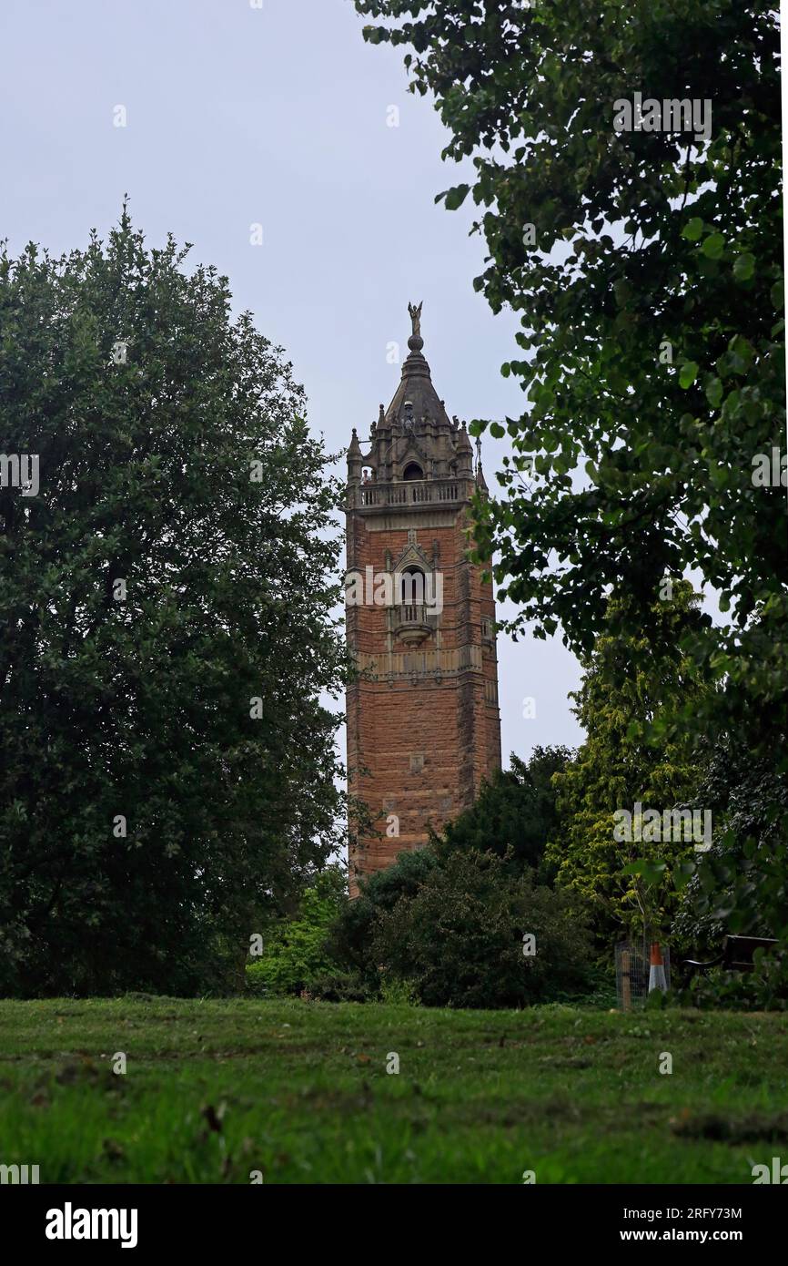 Cabot Tower, Brandon Hill Park, Bristol. Agosto 2023. Estate Foto Stock