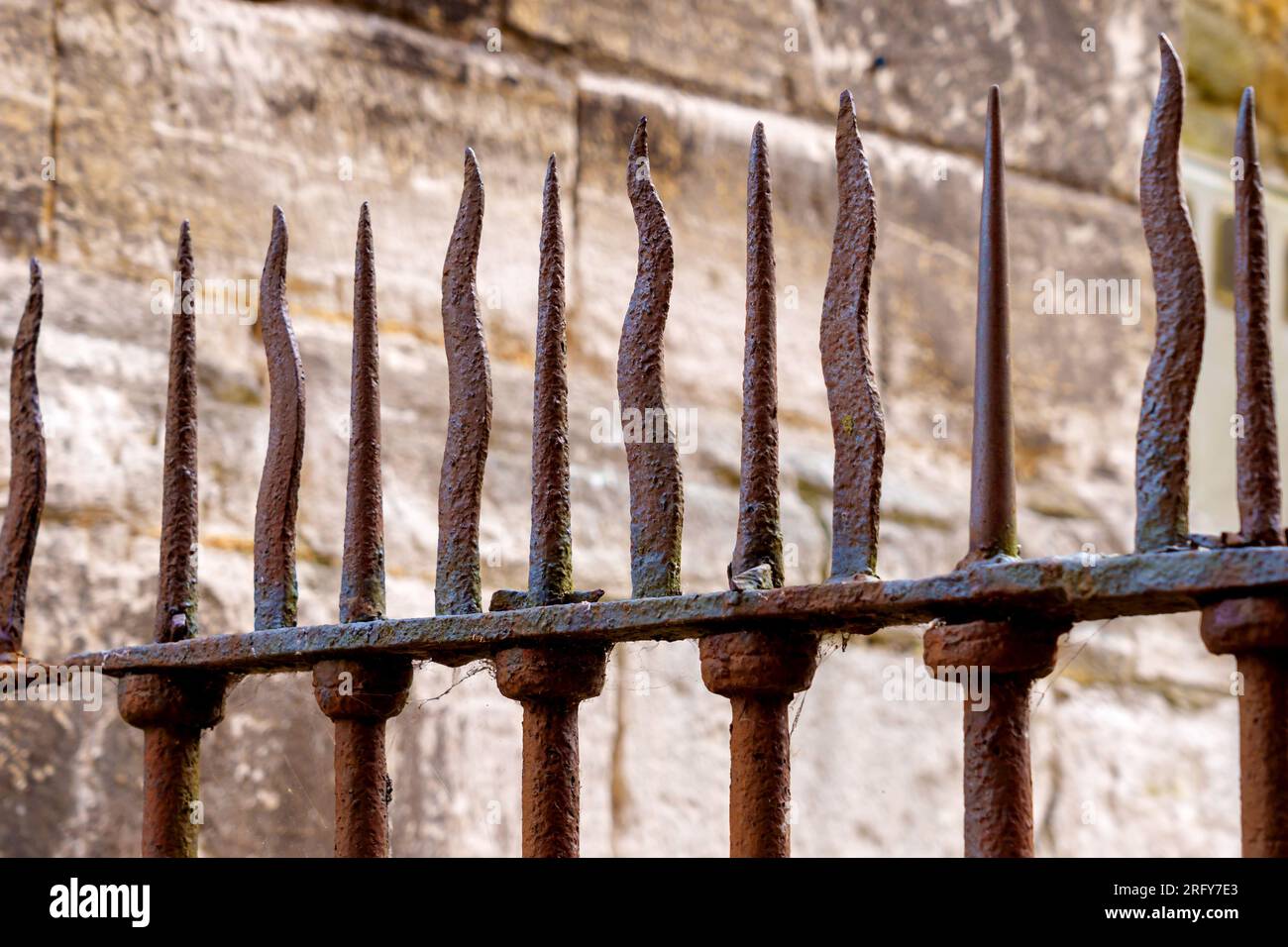 Antico picco curvo antico recinto antico. Oggetto storico dell'antichità Foto Stock