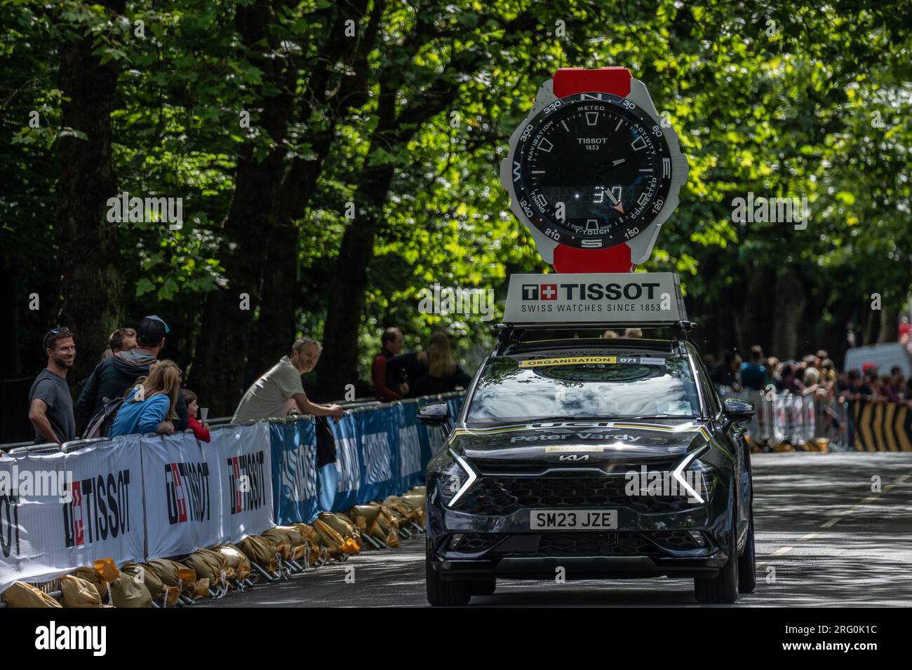 Glasgow, Scozia, Regno Unito. 6 agosto 2023. Campionati del mondo UCI - Mathieu van der Poel vince la gara su strada Elite maschile da Edimburgo a Glasgow terminando con 10 giri del circuito del centro città. Credit R.Gass/Alamy Live News Foto Stock
