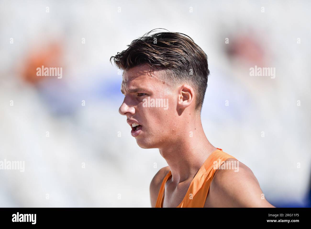 Gerusalemme, Israele. 7 agosto 2023. GERUSALEMME, ISRAELE - 7 AGOSTO: Juan Zijderlaan dei Paesi Bassi durante i 3000m uomini Round 1 del giorno 1 dei Campionati europei di atletica leggera U20 di Gerusalemme il 7 agosto 2023 a Gerusalemme, Israele. (Foto di Pablo Morano/Agenzia BSR) credito: Agenzia BSR/Alamy Live News Foto Stock