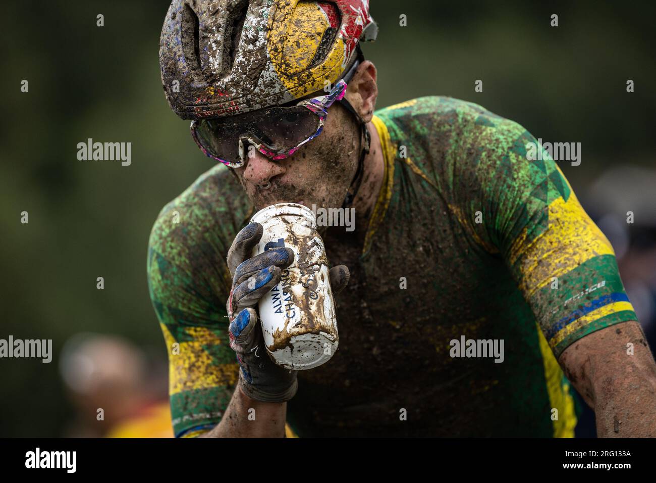 Il biker brasiliano Henrique Avancini in azione durante la gara di Cross-Country Marathon maschile durante i Campionati del mondo di ciclismo UCI Mountain Bike a GLA Foto Stock